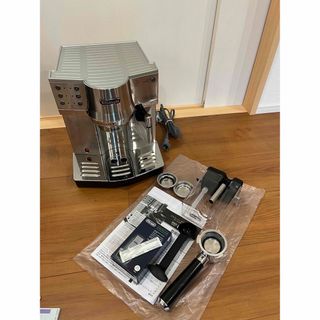 デロンギ　Delonghi エスプレッソマシン カプチーノメーカーEC860M