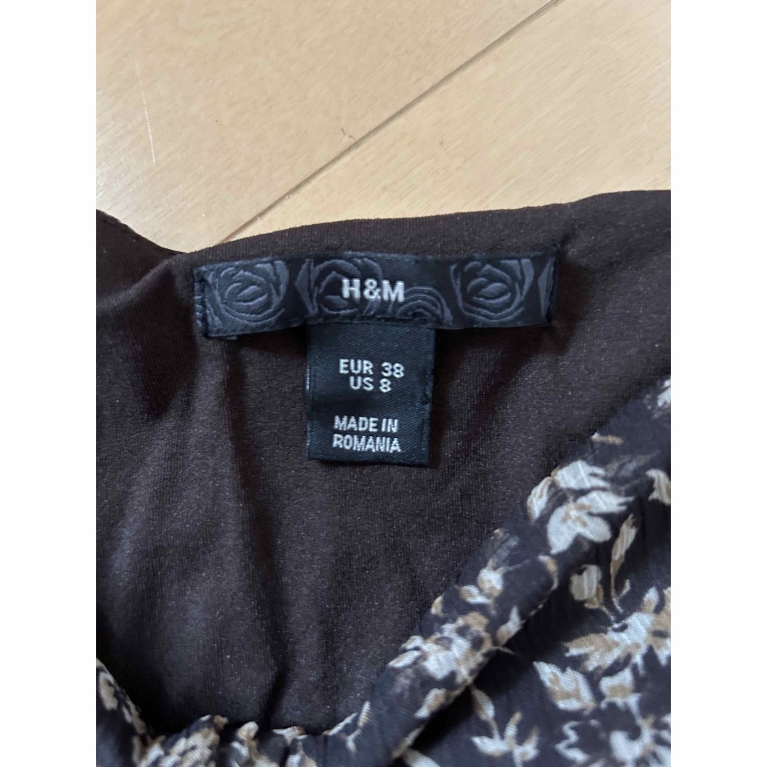 H&M(エイチアンドエム)のレディースTシャツ タンクトップ レディースのトップス(Tシャツ(半袖/袖なし))の商品写真