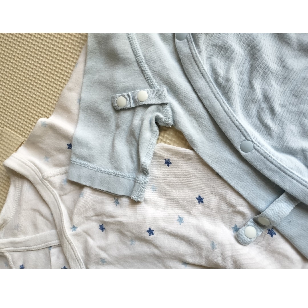 UNIQLO(ユニクロ)の新生児 肌着 50 - 60  ユニクロ 4枚セット キッズ/ベビー/マタニティのベビー服(~85cm)(肌着/下着)の商品写真