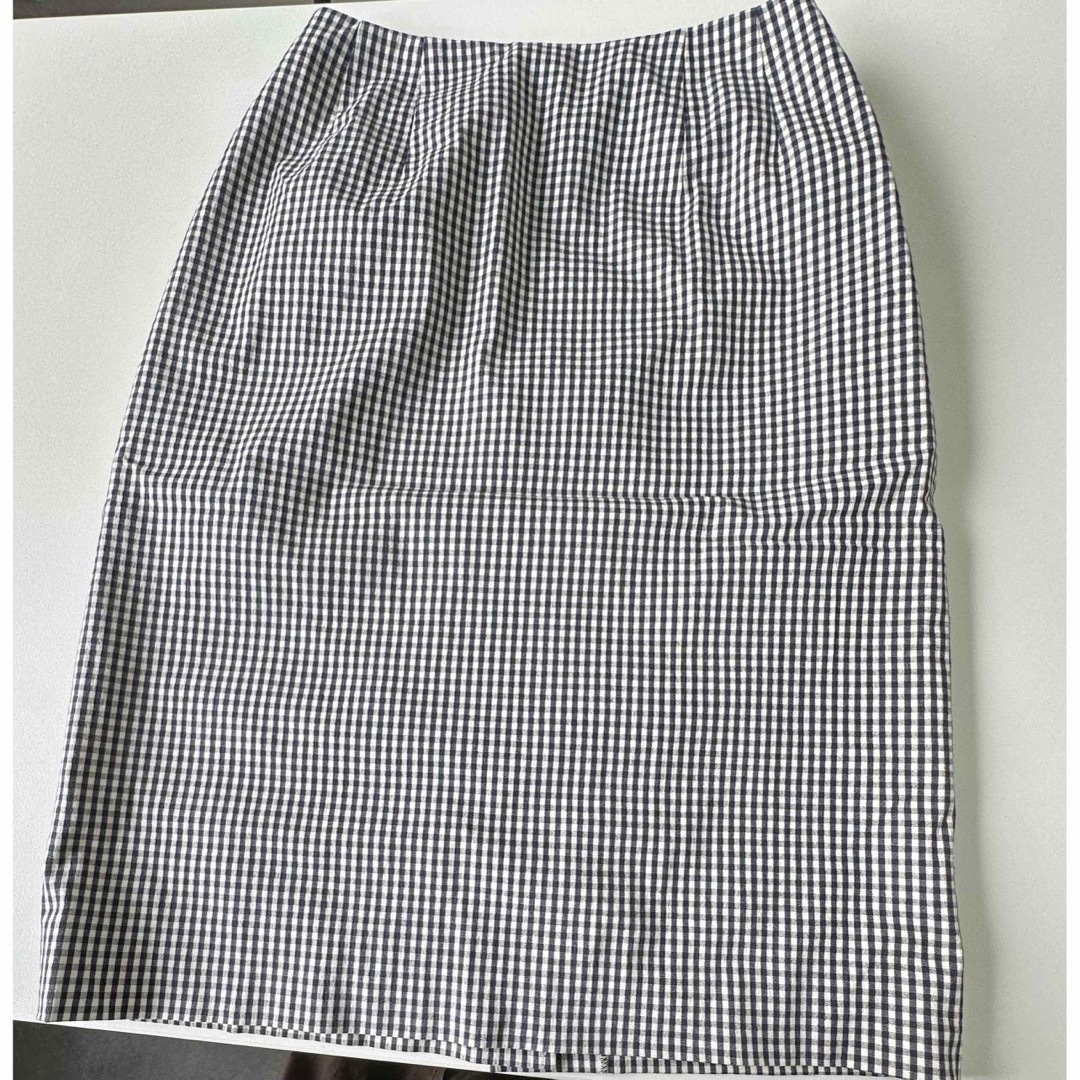 FOXEY(フォクシー)のFOXEY スカート　38  綿75% レディースのスカート(ひざ丈スカート)の商品写真