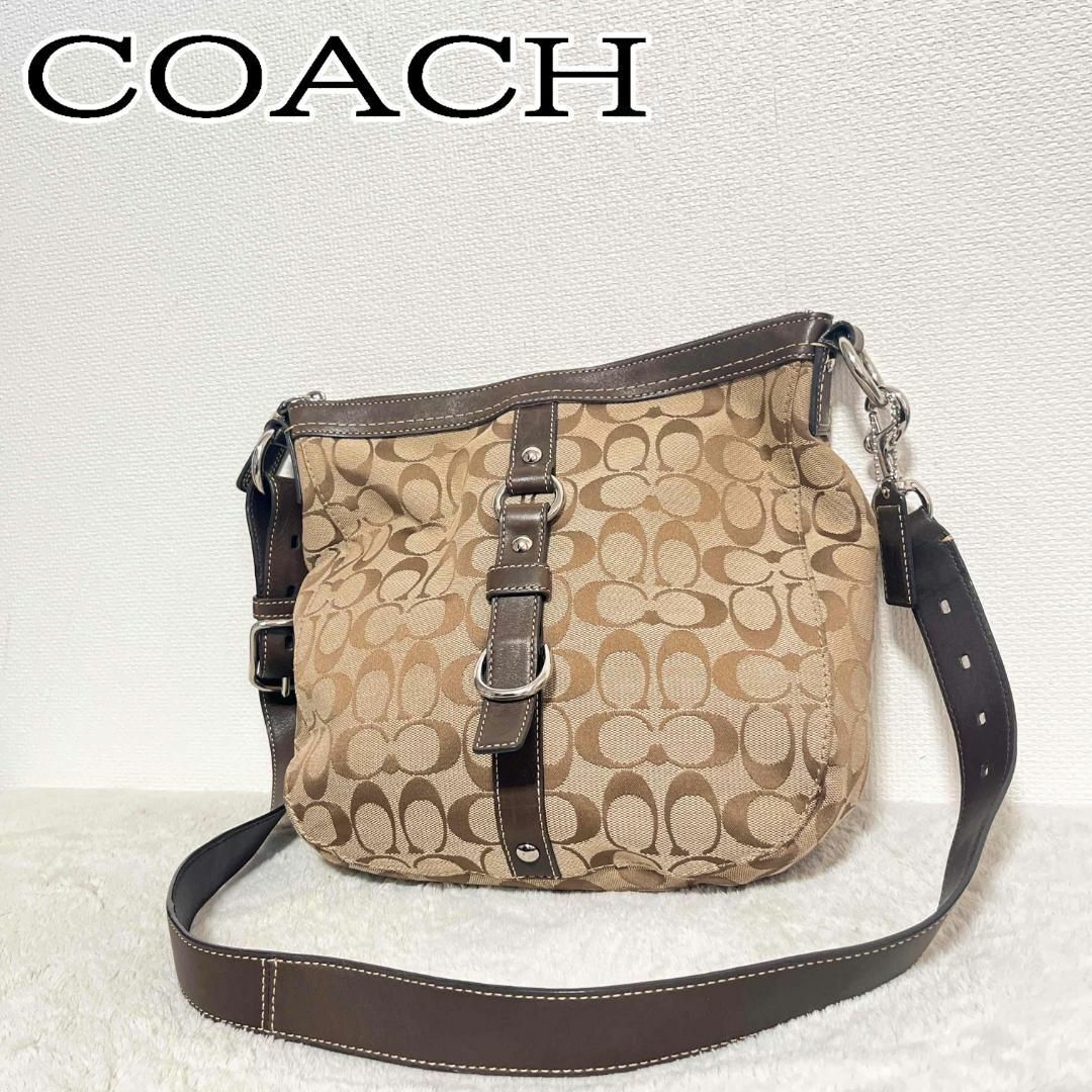 COACH(コーチ)の美品✨COACH コーチショルダーバッグハンドバッグブラウン茶シグネチャー総柄 レディースのバッグ(ショルダーバッグ)の商品写真