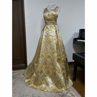 preference  ゴールドのドレスとimacのネックレス　９〜13号の方に(ロングドレス)