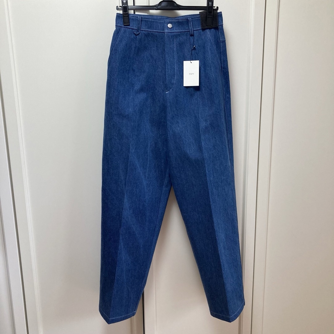 新品  ディニュ  digne  デニム slacks denim 2024SS レディースのパンツ(デニム/ジーンズ)の商品写真