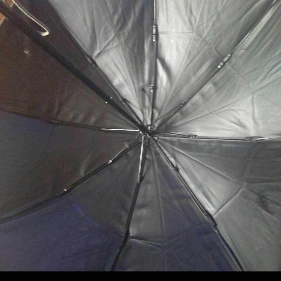 Sold outサンバリア100 日傘 骨一本折れ　傘袋あり　折り畳み レディースのファッション小物(傘)の商品写真