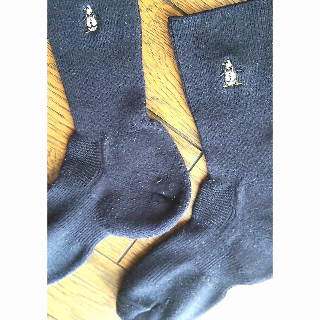 Munsingwear(マンシングウェア)の【数回着用】マンシングウェア　ゴルフソックス　ネイビー　 メンズのレッグウェア(ソックス)の商品写真