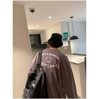 【大人気】ロゴ　新品　トップス    モード　ストリート　メンズ　長袖(Tシャツ/カットソー(七分/長袖))