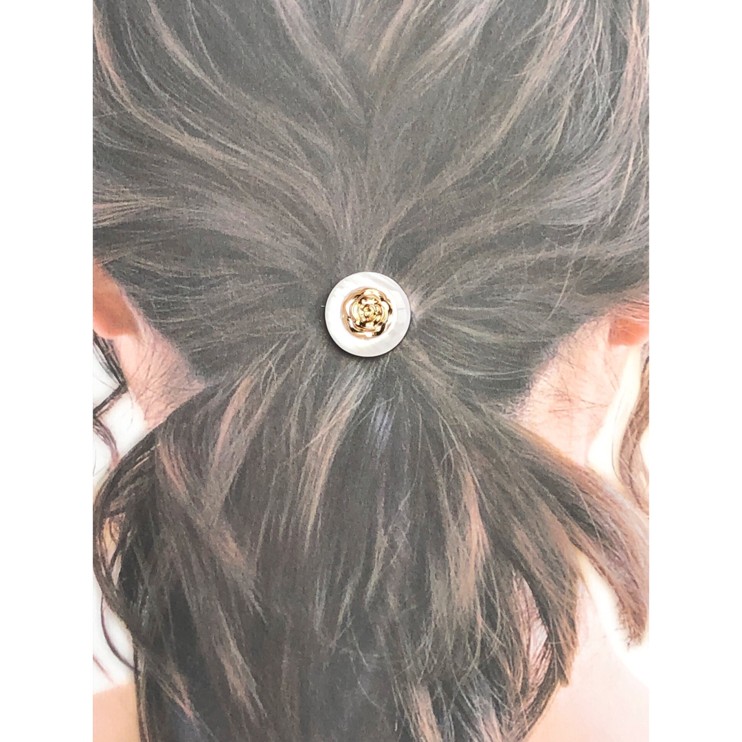 ビジューヘアゴム①  3個セット ハンドメイドのアクセサリー(ヘアアクセサリー)の商品写真