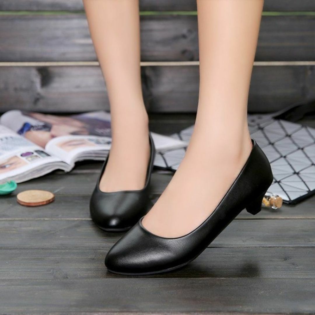 パンプス 23.5cm ブラック 履きやすい 結婚 式 大人 靴 お呼ばれ レディースの靴/シューズ(ハイヒール/パンプス)の商品写真