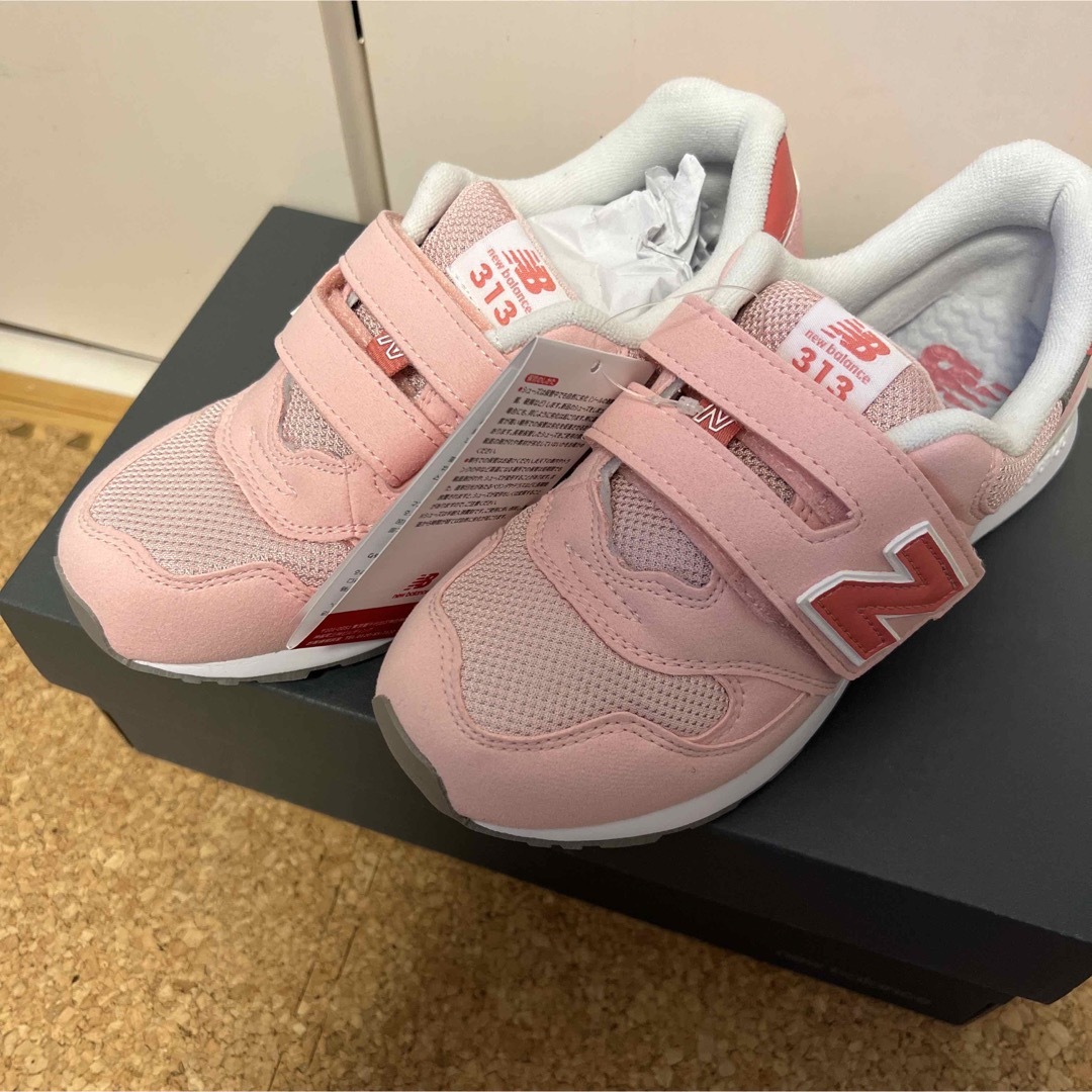 New Balance(ニューバランス)の【新品】スニーカー new balance 313 21.5cm キッズ/ベビー/マタニティのキッズ靴/シューズ(15cm~)(スニーカー)の商品写真