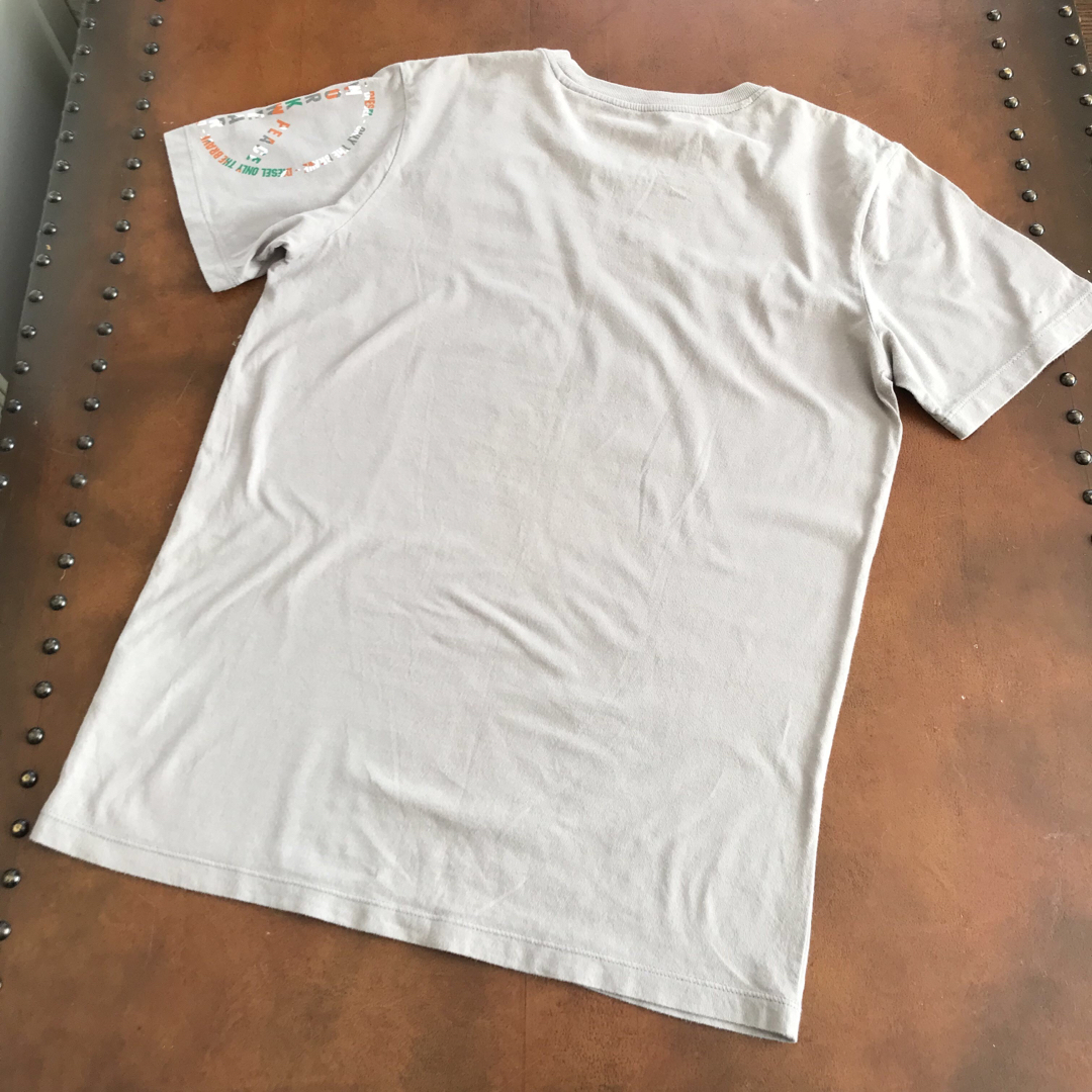 DIESEL(ディーゼル)のDIESEL ディーゼル　ピース　ロゴ　マーク　半袖　Tシャツ　S  グレージュ メンズのトップス(Tシャツ/カットソー(半袖/袖なし))の商品写真
