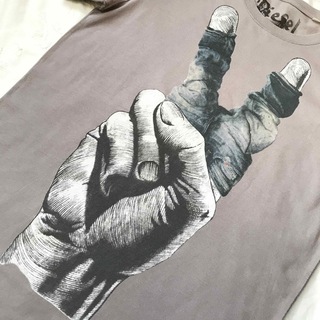 DIESEL - DIESEL ディーゼル　ピース　ロゴ　マーク　半袖　Tシャツ　S  グレージュ