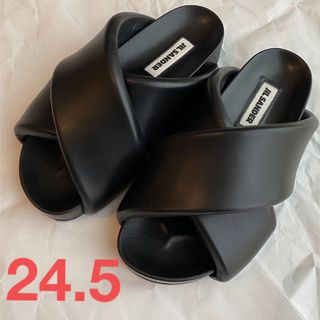 ジルサンダー(Jil Sander)の美品　JIL SANDER サンダル　24.５cm(サンダル)