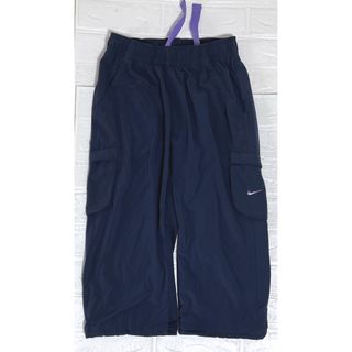 ナイキ(NIKE)のNIKE ナイキ　 レディース トレーニングパンツ　Mサイズ(ショートパンツ)