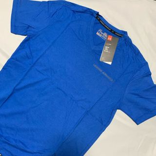 アンダーアーマー(UNDER ARMOUR)の新品未使用★アンダーアーマーSM★VネックTシャツMTR3182ヒートギア(ウェア)