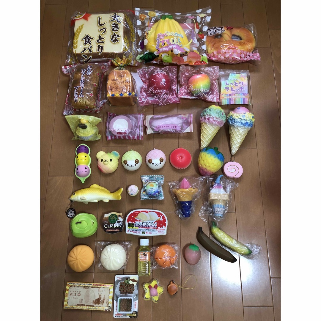 BLOOM - スクイーズ ブルームの通販 by まるまる's shop BLOOM - スクイーズ ブルームの通販 by まるまる's shop