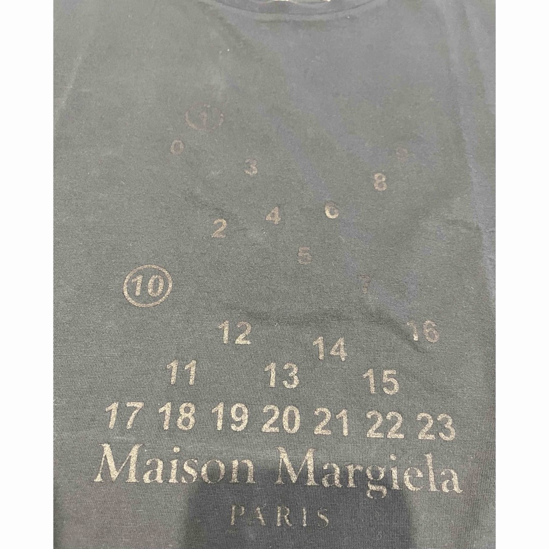 Maison Martin Margiela(マルタンマルジェラ)のメゾン マルジェラ カットソー Tシャツ ナンバー バブル ロゴ 黒グレー 新品 メンズのトップス(Tシャツ/カットソー(半袖/袖なし))の商品写真