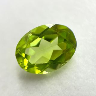 天然ペリドット 1.1ct ルース　宝石  テリ綺麗(その他)