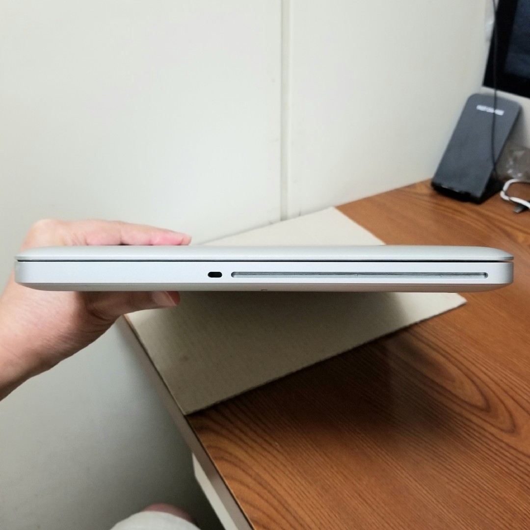 Apple(アップル)の美品 Macbook Pro 15インチ i7/8GB/SSD128GB スマホ/家電/カメラのPC/タブレット(ノートPC)の商品写真