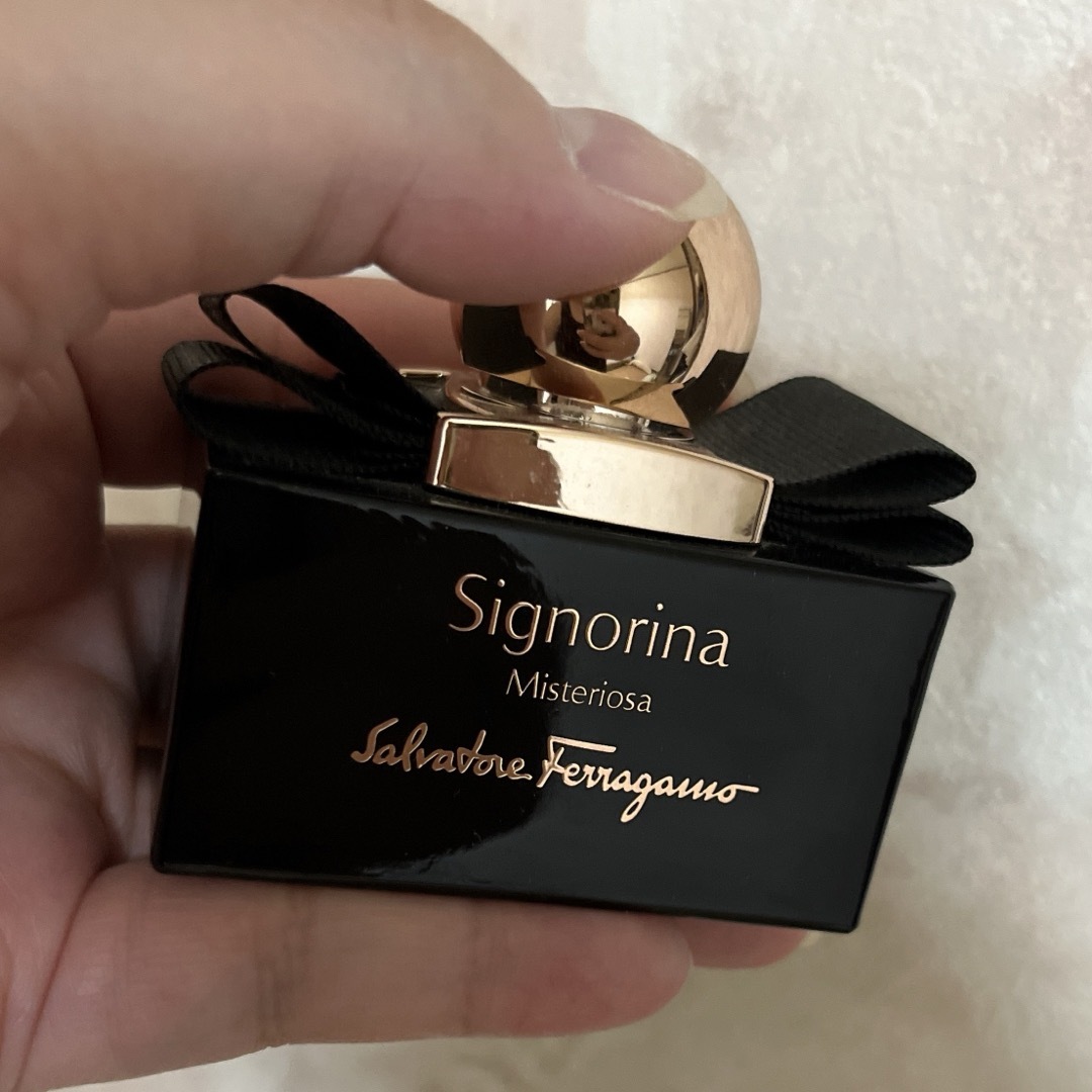 Salvatore Ferragamo(サルヴァトーレフェラガモ)のFerragamoパルファム コスメ/美容の香水(香水(女性用))の商品写真