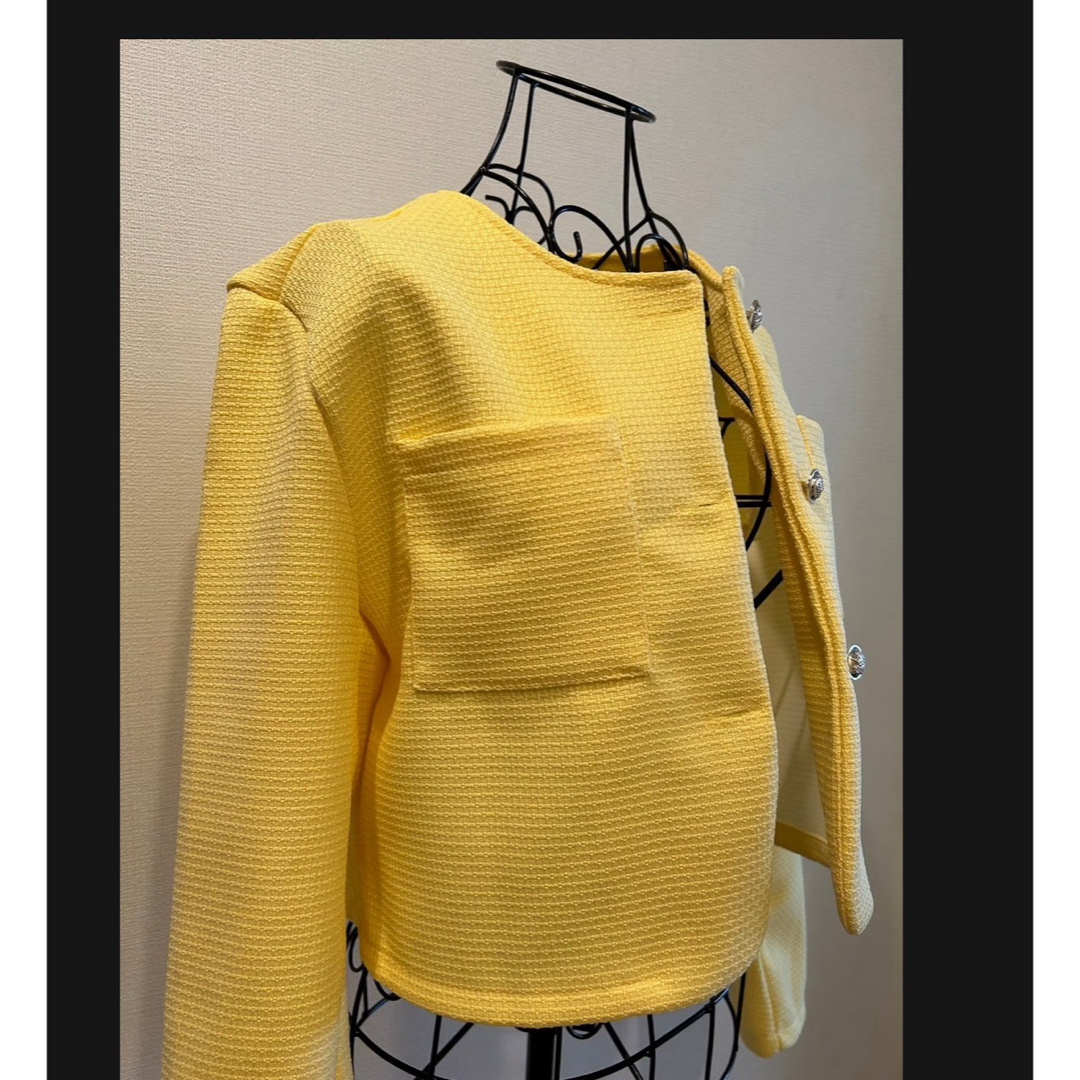femins  スプリングジャケット yellow レディースのジャケット/アウター(ノーカラージャケット)の商品写真