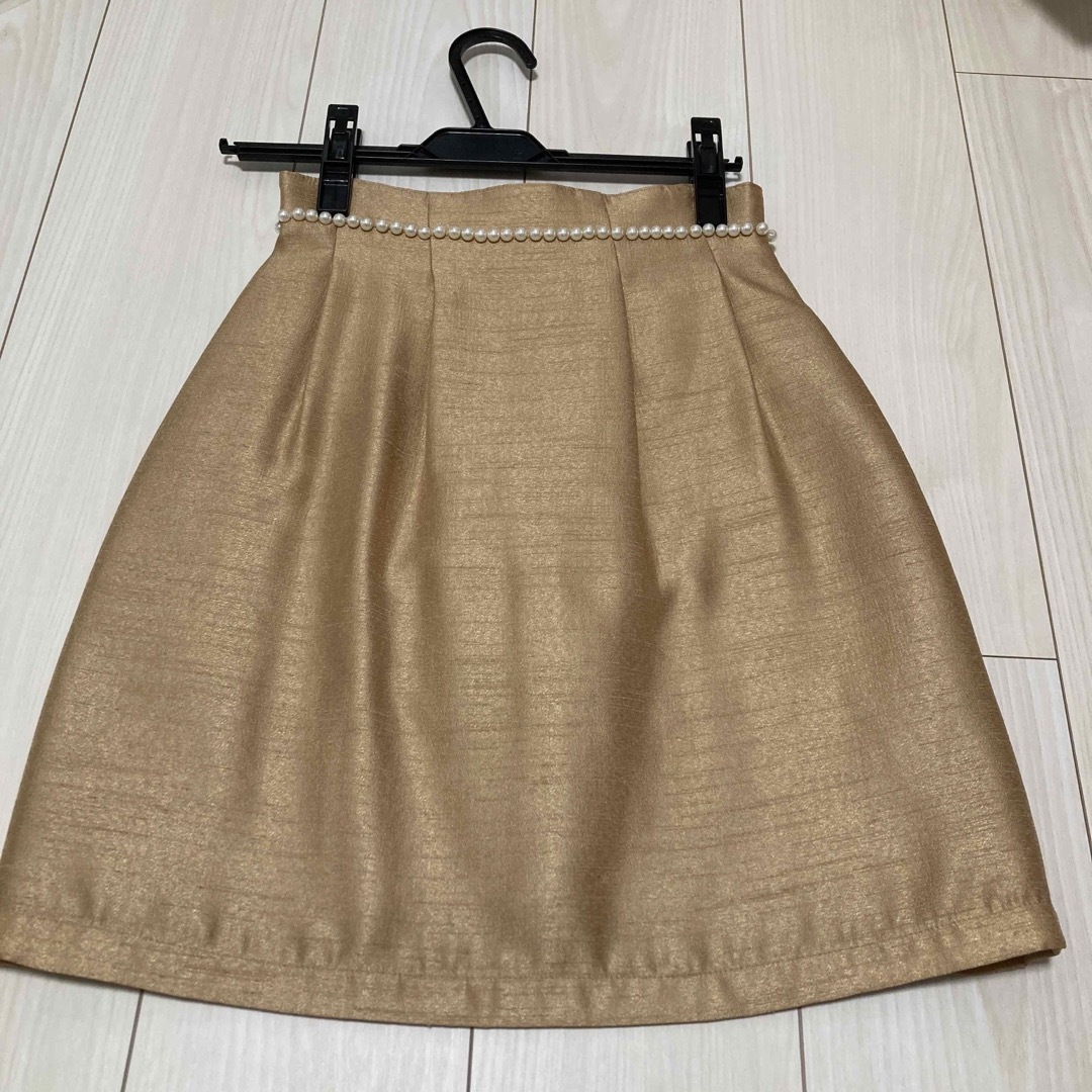 MIIA(ミーア)のMIIA バックリボン　パール付き　スカート レディースのスカート(ミニスカート)の商品写真