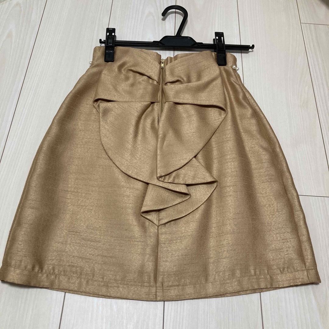 MIIA(ミーア)のMIIA バックリボン　パール付き　スカート レディースのスカート(ミニスカート)の商品写真