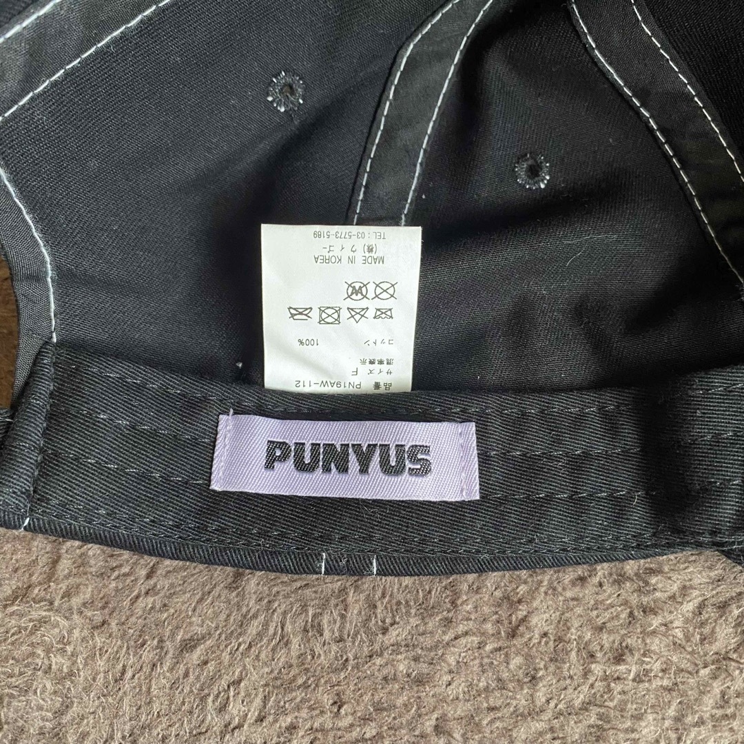 PUNYUS(プニュズ)のPUNYUS キャップ　黒 レディースの帽子(キャップ)の商品写真