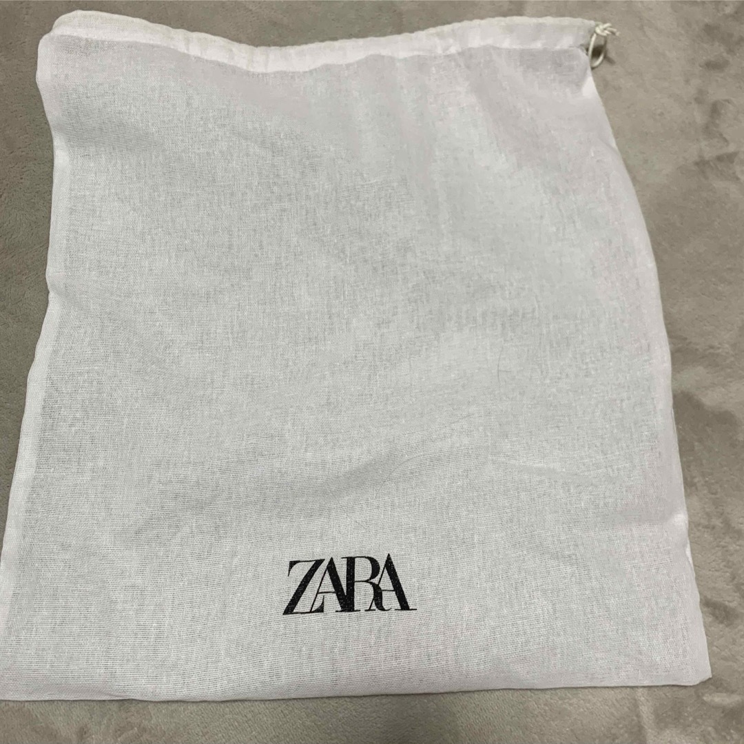 ZARA(ザラ)のZARA カゴバッグ レディースのバッグ(かごバッグ/ストローバッグ)の商品写真