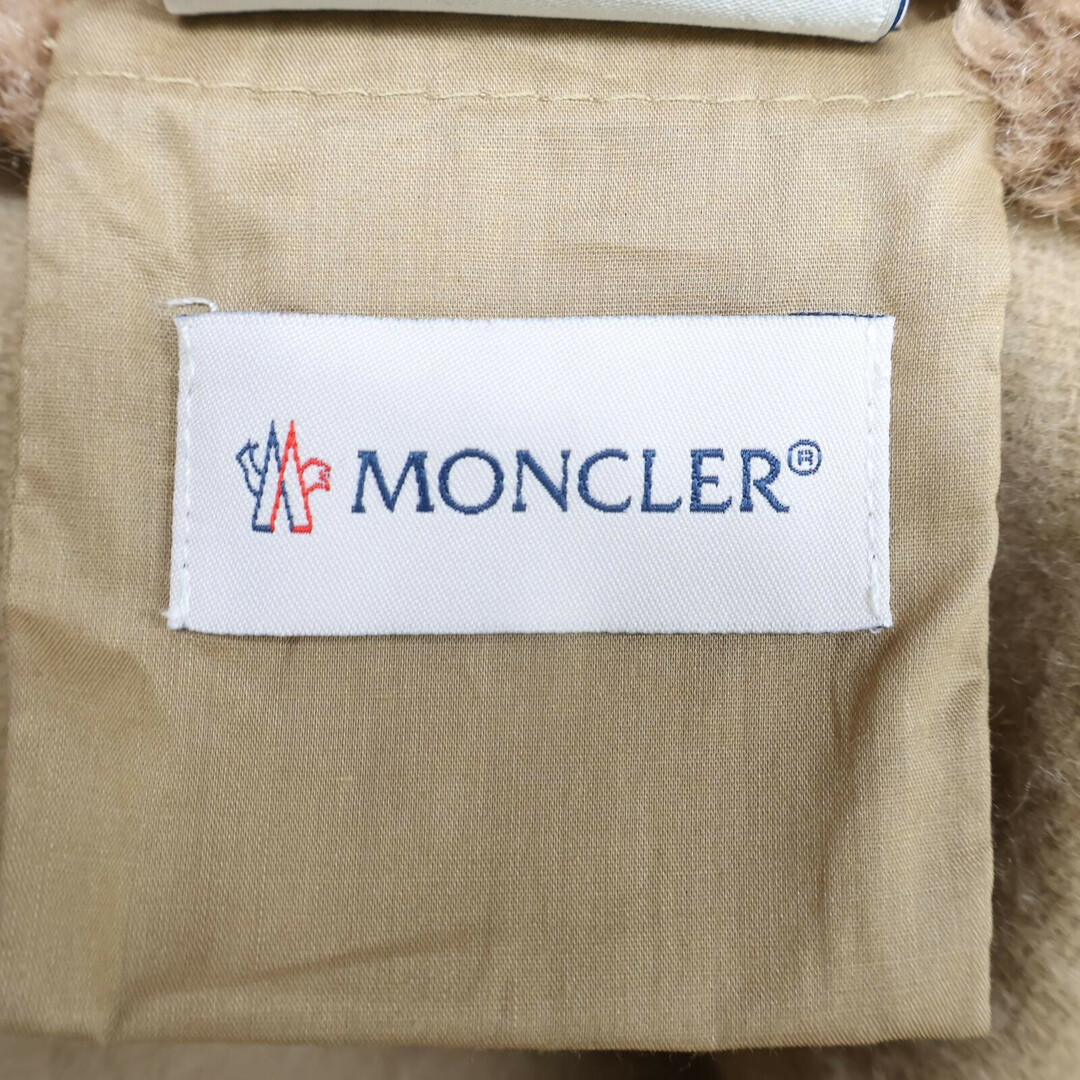 MONCLER(モンクレール)のモンクレール 【国内正規/20年製】MANTELLA CAPE  マンテラ ポンチョ/ ※サイズの記載はございません。 レディースのジャケット/アウター(ポンチョ)の商品写真
