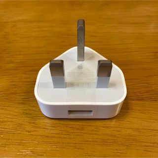 アップル(Apple)のApple＊iPhone＊ワールドトラベル＊5W 電源アダプタ＊充電器＊純正(バッテリー/充電器)