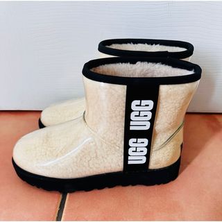 アグ(UGG)のugg レインブーツ　W CLASSC CLEAR MINI アイボリー アグ (レインブーツ/長靴)