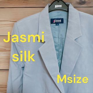 レディースジャケット　薄いブルー色　Jasmi Silk Mサイズ　絹100％(テーラードジャケット)