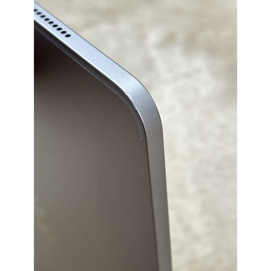 Apple(アップル)のiPadPro 12.9インチ 第6世代 256GB & Smart Folio スマホ/家電/カメラのPC/タブレット(タブレット)の商品写真