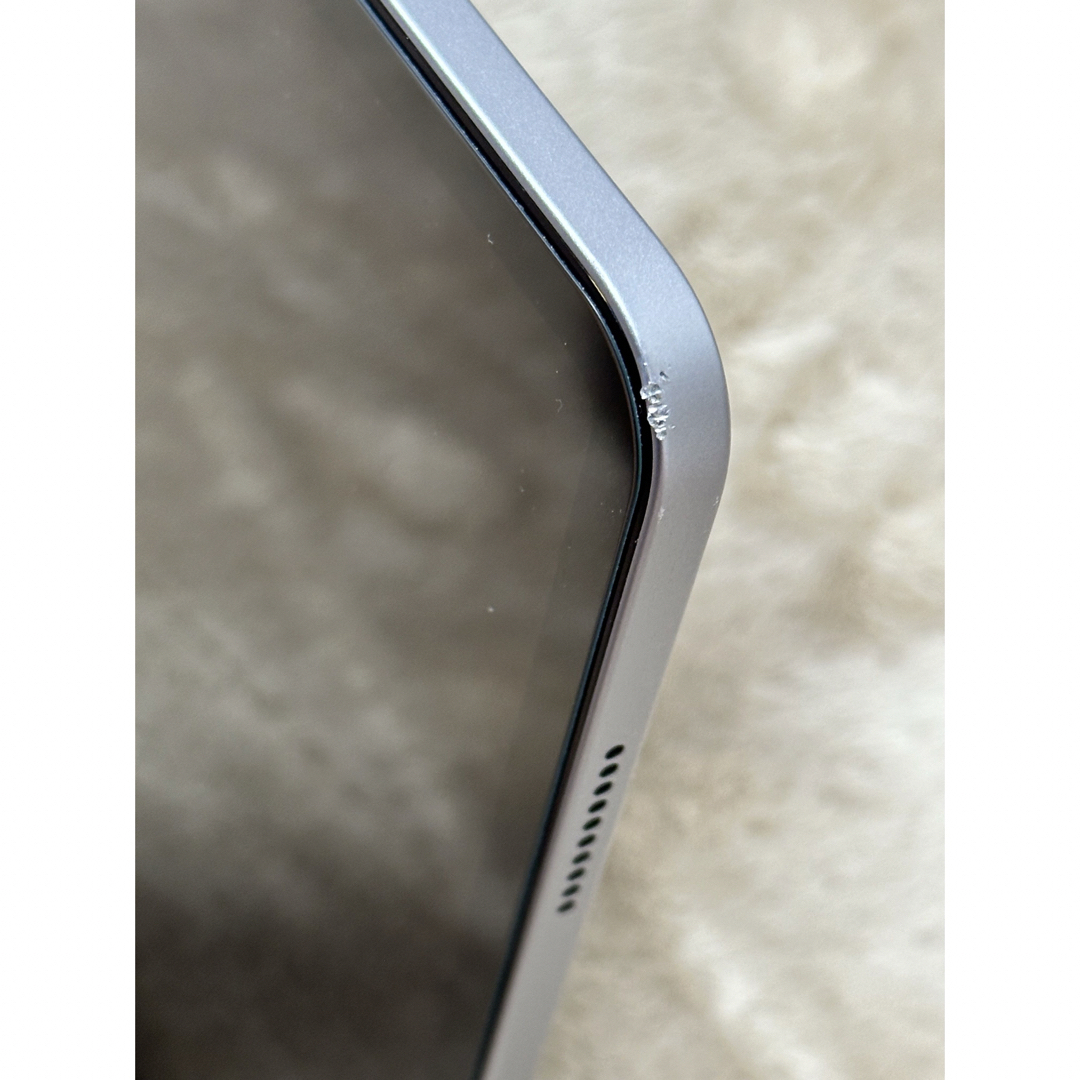 Apple(アップル)のiPadPro 12.9インチ 第6世代 256GB & Smart Folio スマホ/家電/カメラのPC/タブレット(タブレット)の商品写真