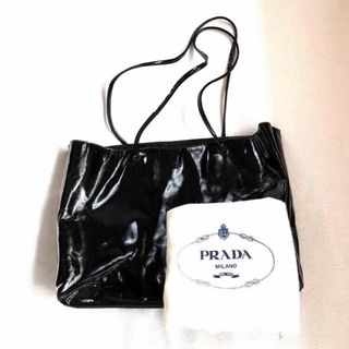 プラダ(PRADA)のPRADA プラダ エナメル BORSA IN PELLE トートバッグ 黒(トートバッグ)