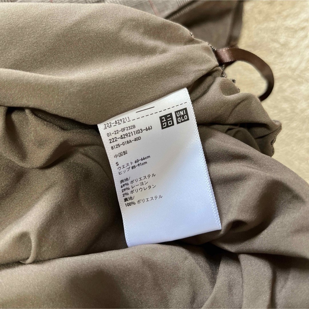 UNIQLO(ユニクロ)の【未着用】UNIQLO ユニクロ　スカート　チェック　プリーツ　膝丈　フレア レディースのスカート(ひざ丈スカート)の商品写真