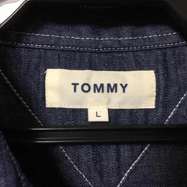 TOMMY(トミー)のTOMY  デニムシャツ メンズのトップス(シャツ)の商品写真