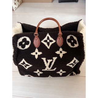 LOUIS VUITTON - ルイヴィトン 美品 テディ オンザゴー GM モノグラム EE-23A0022
