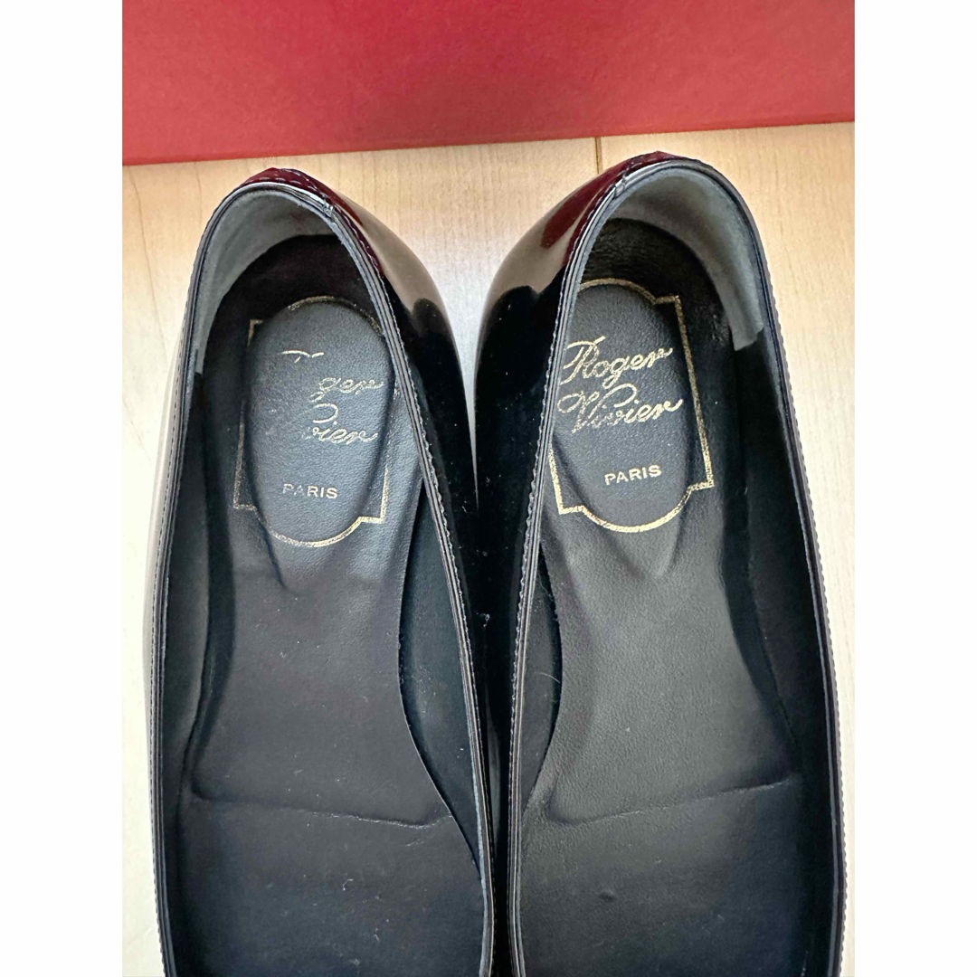 ROGER VIVIER(ロジェヴィヴィエ)のロジェヴィヴィエ トランペット バレリーナ フラット ブラック 36 レディースの靴/シューズ(バレエシューズ)の商品写真