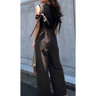 アメリヴィンテージ(Ameri VINTAGE)のAMERI VINTAGE BACK RIBBON ROMPERS(サロペット/オーバーオール)