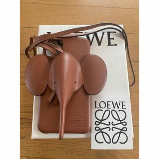 LOEWE - iPhone11ケース　LOEWE ロエベ