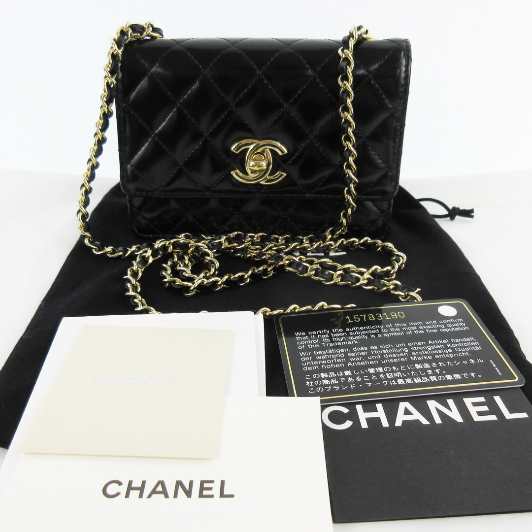 CHANEL(シャネル)のCHANEL シャネル ミニマトラッセ 斜め掛け フラップ ターンロック カーフ レディースのバッグ(ショルダーバッグ)の商品写真