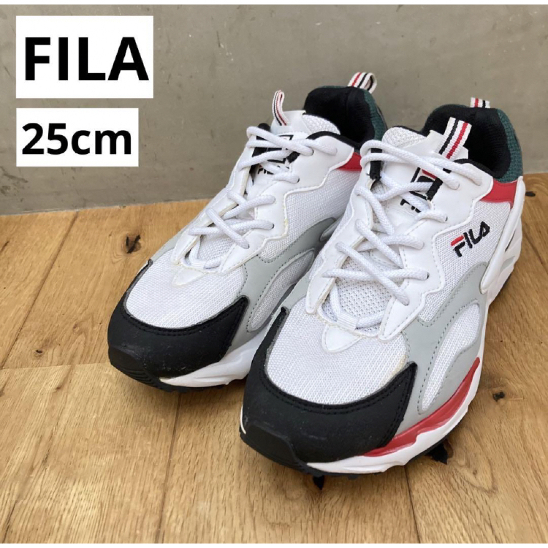 FILA(フィラ)のFILA フィラ RAY TRACER メンズスニーカー　ホワイト　25cm メンズの靴/シューズ(スニーカー)の商品写真