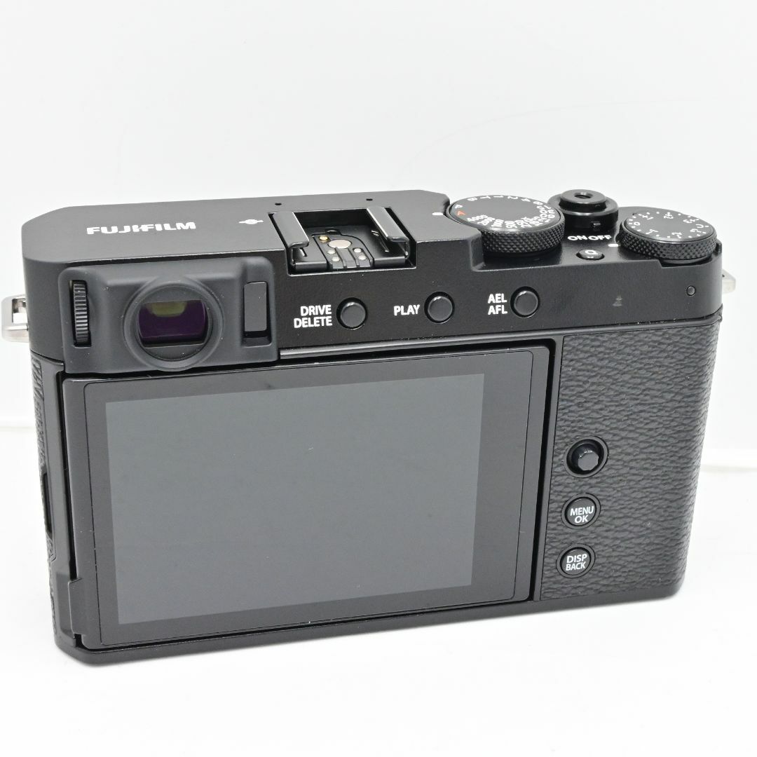  富士フイルム(FUJIFILM) ミラーレスデジタルカメラ X-E4 ボディ  スマホ/家電/カメラのカメラ(ミラーレス一眼)の商品写真