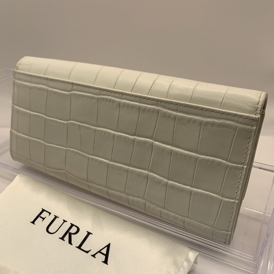 Furla(フルラ)の［美品］FURLA クロコ型押し 牛革 長財布 ホワイト  レディースのファッション小物(財布)の商品写真