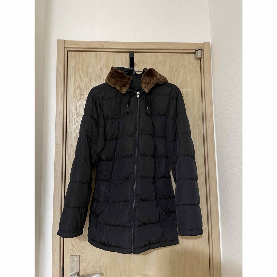 PRADA(プラダ)の本物プラダPRADAの黒系のコート　ブラウンファー　S  レディースのジャケット/アウター(その他)の商品写真