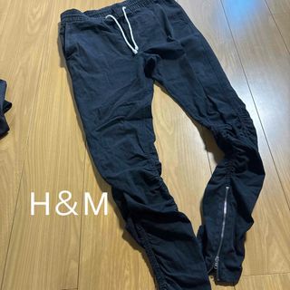 H＆M  メンズ ズボン  ブラック  細身