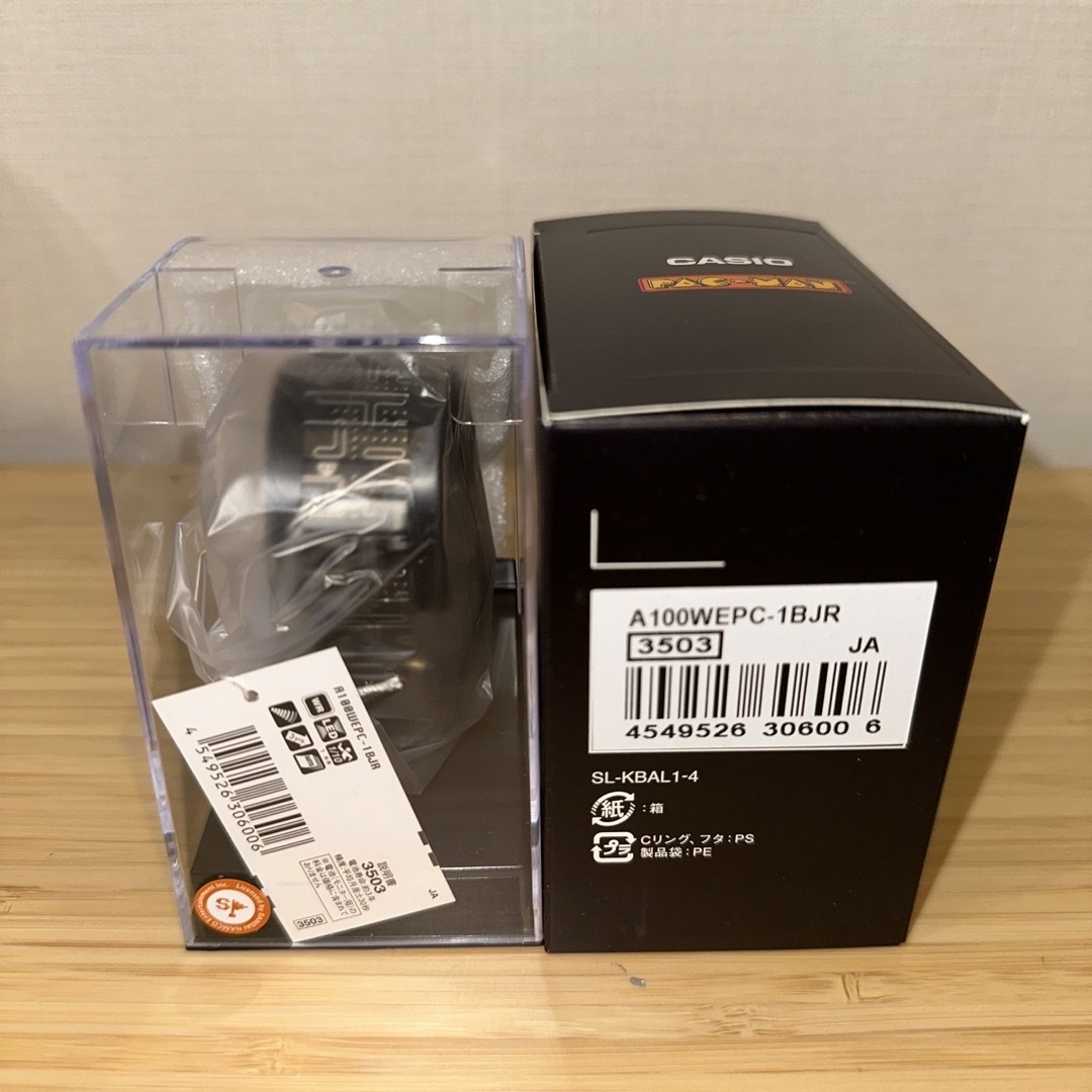 G-SHOCK(ジーショック)の新品未使用  A100WEPC-1BJR  カシオXパックマン メンズの時計(腕時計(デジタル))の商品写真