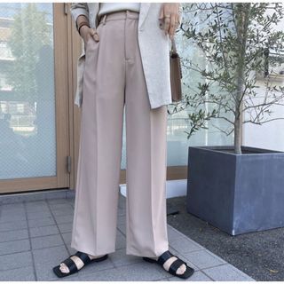 ザラ(ZARA)のパンツ BLATE  センタープレスワイドパンツ(カジュアルパンツ)