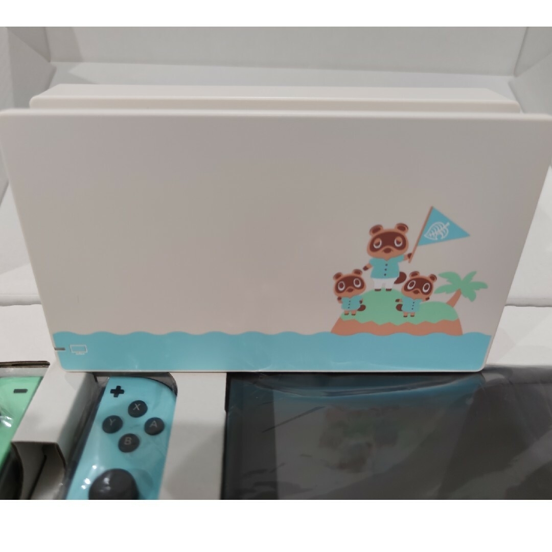 Nintendo Switch(ニンテンドースイッチ)の【初期化済み】Nintendo Switch あつまれどうぶつの森ver エンタメ/ホビーのゲームソフト/ゲーム機本体(家庭用ゲーム機本体)の商品写真